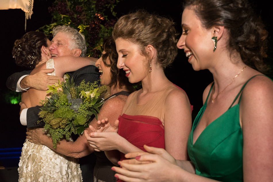 Casamento-judaico-chupá-mazal-tov-fotografo-de-casamento-judaico-fotografo-de-casamento-rio-de-janeiro-cerimonia-de-casamento-judaico-religiao-judaica-cohen-cerimonial-galeria-jardim-sitio-meio-do-mato-kipá-clara-sampaio-fotografia-casamento-de-dia-casamento-judeu-sinagoga-torá