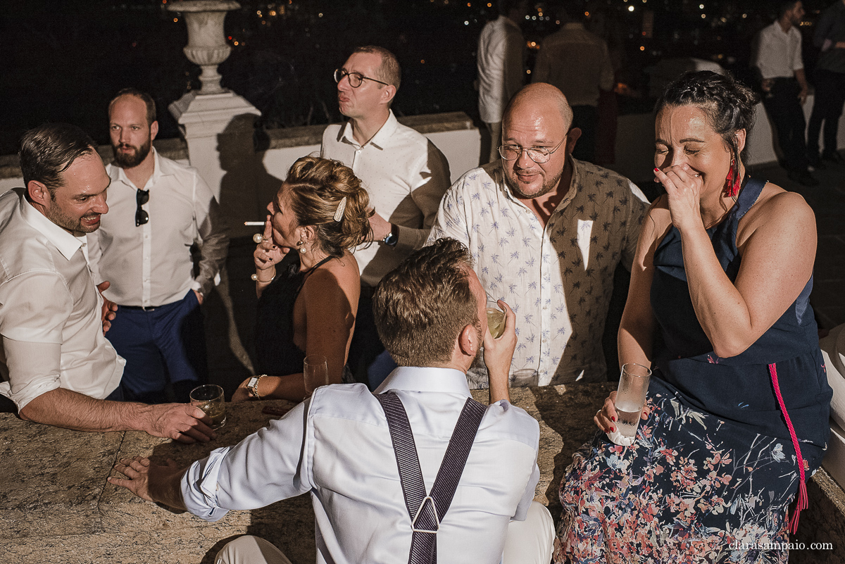 Destination wedding, casando de dia, casamento criativo, destination wedding Brazil, destination wedding rio de Janeiro, vestido de noiva, decoração casamento de dia, maquiagem de casamento, sapato de noiva, casando no solar real, Clara Sampaio Fotografia