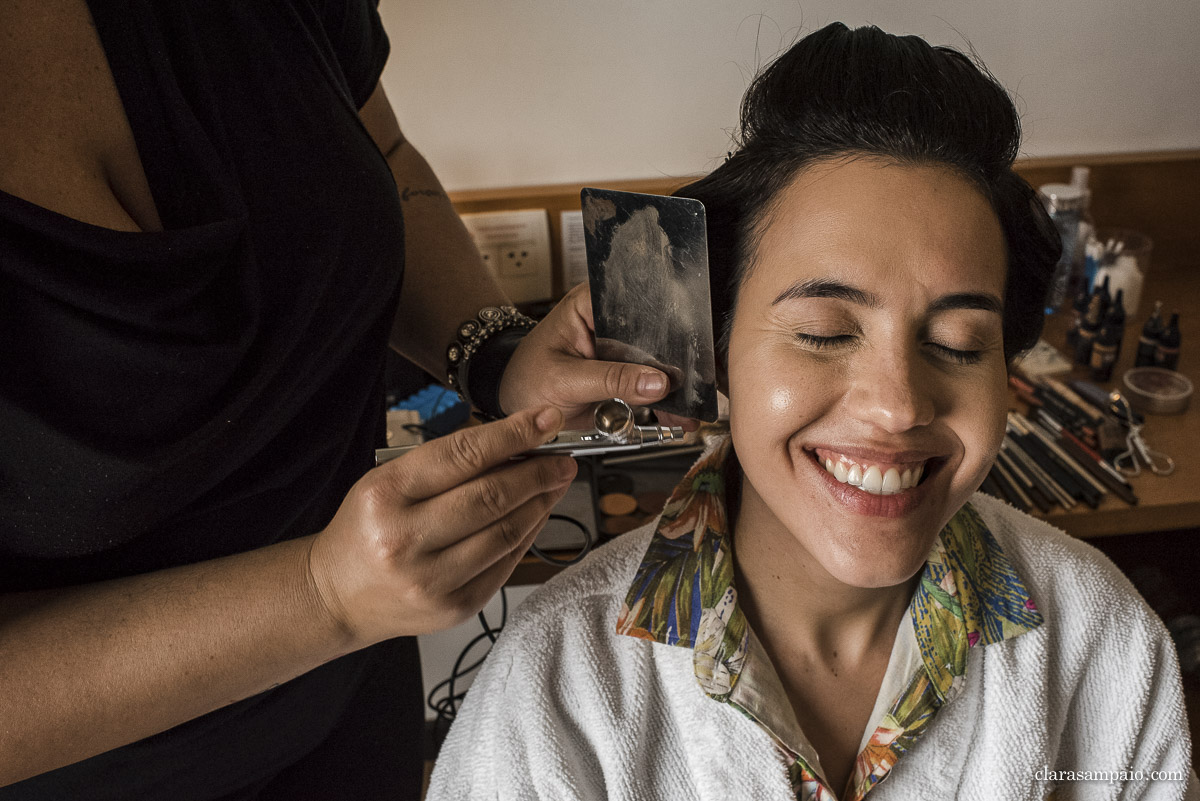 Casamento no mosteiro de São Bento, casamento criativo, melhor fotógrafo de casamento rio de janeiro, fotógrafo de casamento rj, casamento católico, vestido de noiva, making of no hotel novo mundo, clara Sampaio fotografia