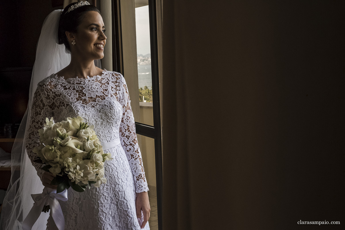 Casamento no mosteiro de São Bento, casamento criativo, melhor fotógrafo de casamento rio de janeiro, fotógrafo de casamento rj, casamento católico, vestido de noiva, making of no hotel novo mundo, clara Sampaio fotografia