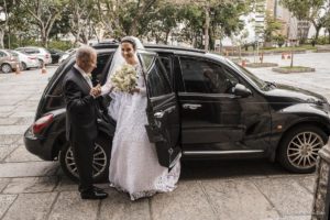 Casamento no mosteiro de São Bento, casamento criativo, melhor fotógrafo de casamento rio de janeiro, fotógrafo de casamento rj, casamento católico, vestido de noiva, making of no hotel novo mundo, clara Sampaio fotografia