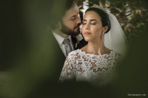 Casamento no mosteiro de São Bento, casamento criativo, melhor fotógrafo de casamento rio de janeiro, fotógrafo de casamento rj, casamento católico, vestido de noiva, making of no hotel novo mundo, clara Sampaio fotografia