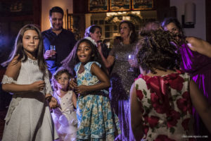 Casamento no mosteiro de São Bento, casamento criativo, melhor fotógrafo de casamento rio de janeiro, fotógrafo de casamento rj, casamento católico, vestido de noiva, making of no hotel novo mundo, clara Sampaio fotografia