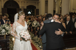 Casamento com atrações especiais, casamento com baile do Danny, casamento com bateria de escola de samba, melhor fotógrafo de casamento rio de janeiro, fotografia de casamento rio de janeiro, vestido de noiva, casando no Copacabana palace, clara Sampaio fotografia