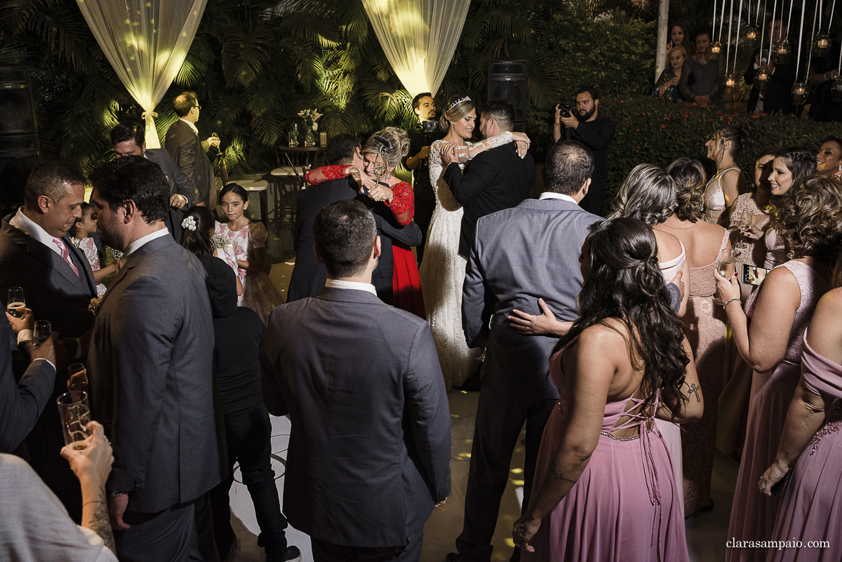 Casamento com atrações especiais, casamento com baile do Danny, casamento com bateria de escola de samba, melhor fotógrafo de casamento rio de janeiro, fotografia de casamento rio de janeiro, vestido de noiva, casando no Copacabana palace, clara Sampaio fotografia