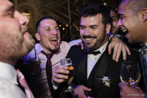 Casamento com atrações especiais, casamento com baile do Danny, casamento com bateria de escola de samba, melhor fotógrafo de casamento rio de janeiro, fotografia de casamento rio de janeiro, vestido de noiva, casando no Copacabana palace, clara Sampaio fotografia