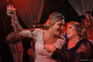 Casamento com atrações especiais, casamento com baile do Danny, casamento com bateria de escola de samba, melhor fotógrafo de casamento rio de janeiro, fotografia de casamento rio de janeiro, vestido de noiva, casando no Copacabana palace, clara Sampaio fotografia