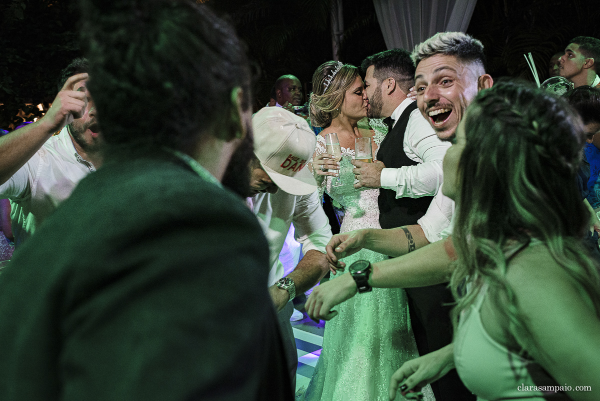 Casamento com atrações especiais, casamento com baile do Danny, casamento com bateria de escola de samba, melhor fotógrafo de casamento rio de janeiro, fotografia de casamento rio de janeiro, vestido de noiva, casando no Copacabana palace, clara Sampaio fotografia