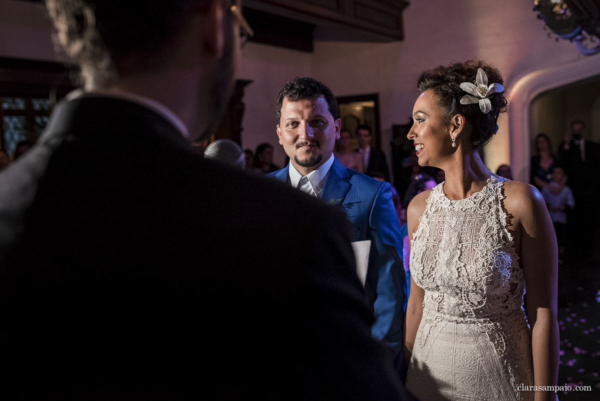 Casamento em casa, noivas 2021, noivas 2022, vestido de noiva, casamento criativo, melhor fotógrafo de casamento, fotógrafa de casamento rio de janeiro, imagens únicas, memórias, making of, cerimônia de casamento, festa de casamento, casando em casa, casando no rio de janeiro, clara Sampaio fotografia