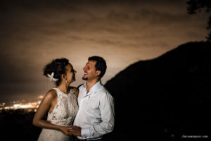 Casamento em casa, noivas 2021, noivas 2022, vestido de noiva, casamento criativo, melhor fotógrafo de casamento, fotógrafa de casamento rio de janeiro, imagens únicas, memórias, making of, cerimônia de casamento, festa de casamento, casando em casa, casando no rio de janeiro, clara Sampaio fotografia