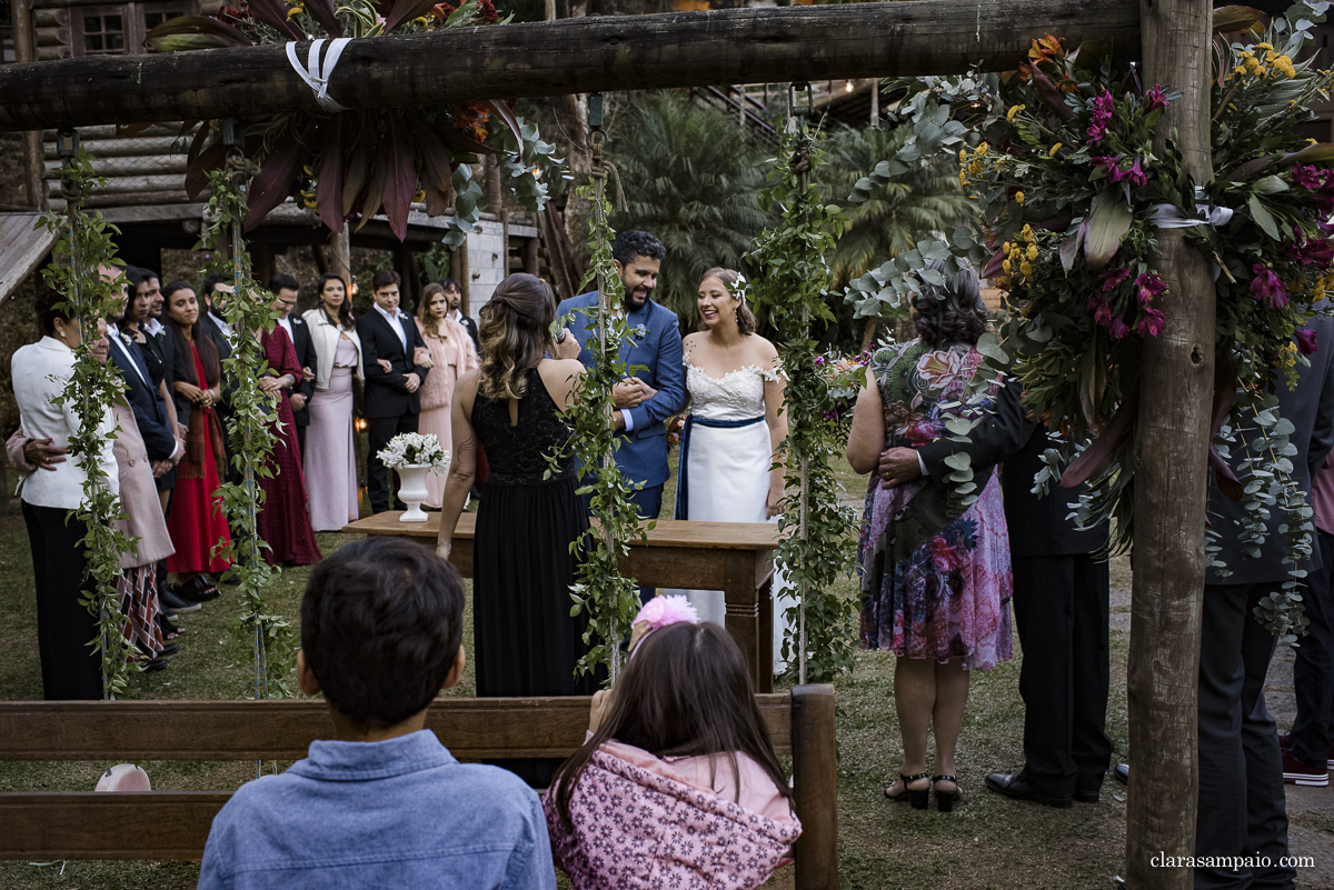 Casamento na Serra do Rio, casando em itaipava, vestido de noiva, casando de dia, casando no por do sol, noivas 2021, noivas 2022, casamento criativo, casando na serra carioca, casando em Teresópolis, casando em Petrópolis, casando em friburgo, clara Sampaio fotografia