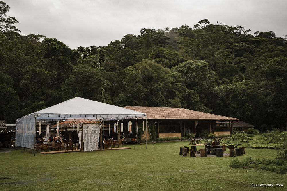 Casamento em friburgo, casamento na serra carioca, casamento na chuva, casamento no frio, casamento no inverno, fotógrafo de casamento rio de janeiro, fotógrafo de casamento Ribeirão Preto, fotógrafo de casamento brasil, fotógrafo de casamento budista, casamento budista, vestido de noiva, clara sampaio fotografia