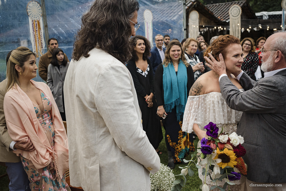 Casamento em friburgo, casamento na serra carioca, casamento na chuva, casamento no frio, casamento no inverno, fotógrafo de casamento rio de janeiro, fotógrafo de casamento Ribeirão Preto, fotógrafo de casamento brasil, fotógrafo de casamento budista, casamento budista, vestido de noiva, clara sampaio fotografia