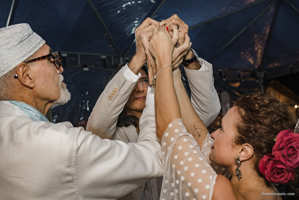 Casamento em friburgo, casamento na serra carioca, casamento na chuva, casamento no frio, casamento no inverno, fotógrafo de casamento rio de janeiro, fotógrafo de casamento Ribeirão Preto, fotógrafo de casamento brasil, fotógrafo de casamento budista, casamento budista, vestido de noiva, clara sampaio fotografia