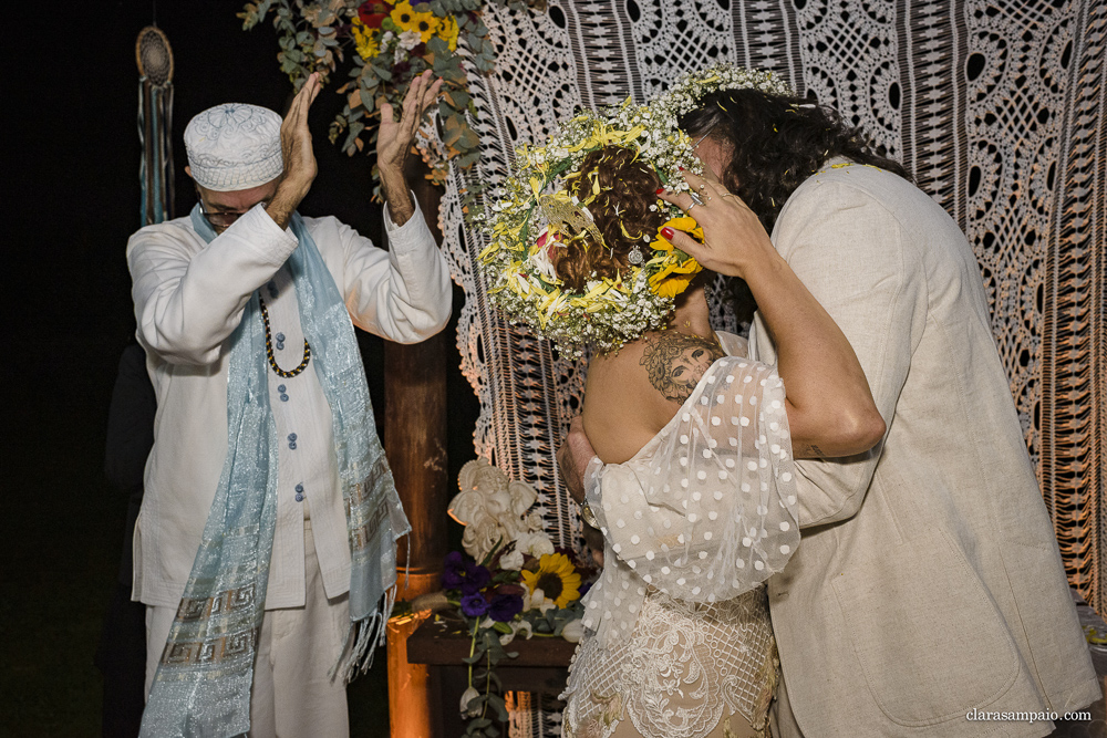 Casamento em friburgo, casamento na serra carioca, casamento na chuva, casamento no frio, casamento no inverno, fotógrafo de casamento rio de janeiro, fotógrafo de casamento Ribeirão Preto, fotógrafo de casamento brasil, fotógrafo de casamento budista, casamento budista, vestido de noiva, clara sampaio fotografia