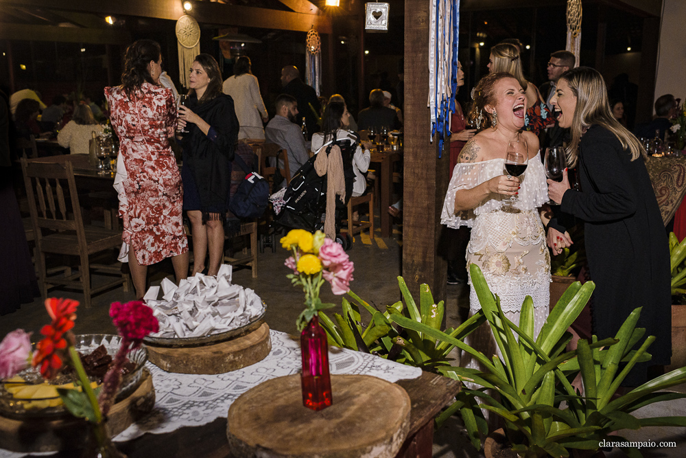 Casamento em friburgo, casamento na serra carioca, casamento na chuva, casamento no frio, casamento no inverno, fotógrafo de casamento rio de janeiro, fotógrafo de casamento Ribeirão Preto, fotógrafo de casamento brasil, fotógrafo de casamento budista, casamento budista, vestido de noiva, clara sampaio fotografia