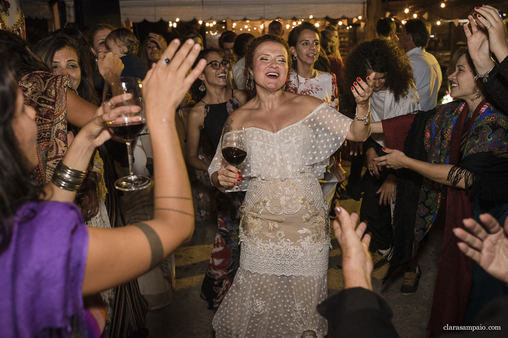 Casamento em friburgo, casamento na serra carioca, casamento na chuva, casamento no frio, casamento no inverno, fotógrafo de casamento rio de janeiro, fotógrafo de casamento Ribeirão Preto, fotógrafo de casamento brasil, fotógrafo de casamento budista, casamento budista, vestido de noiva, clara sampaio fotografia