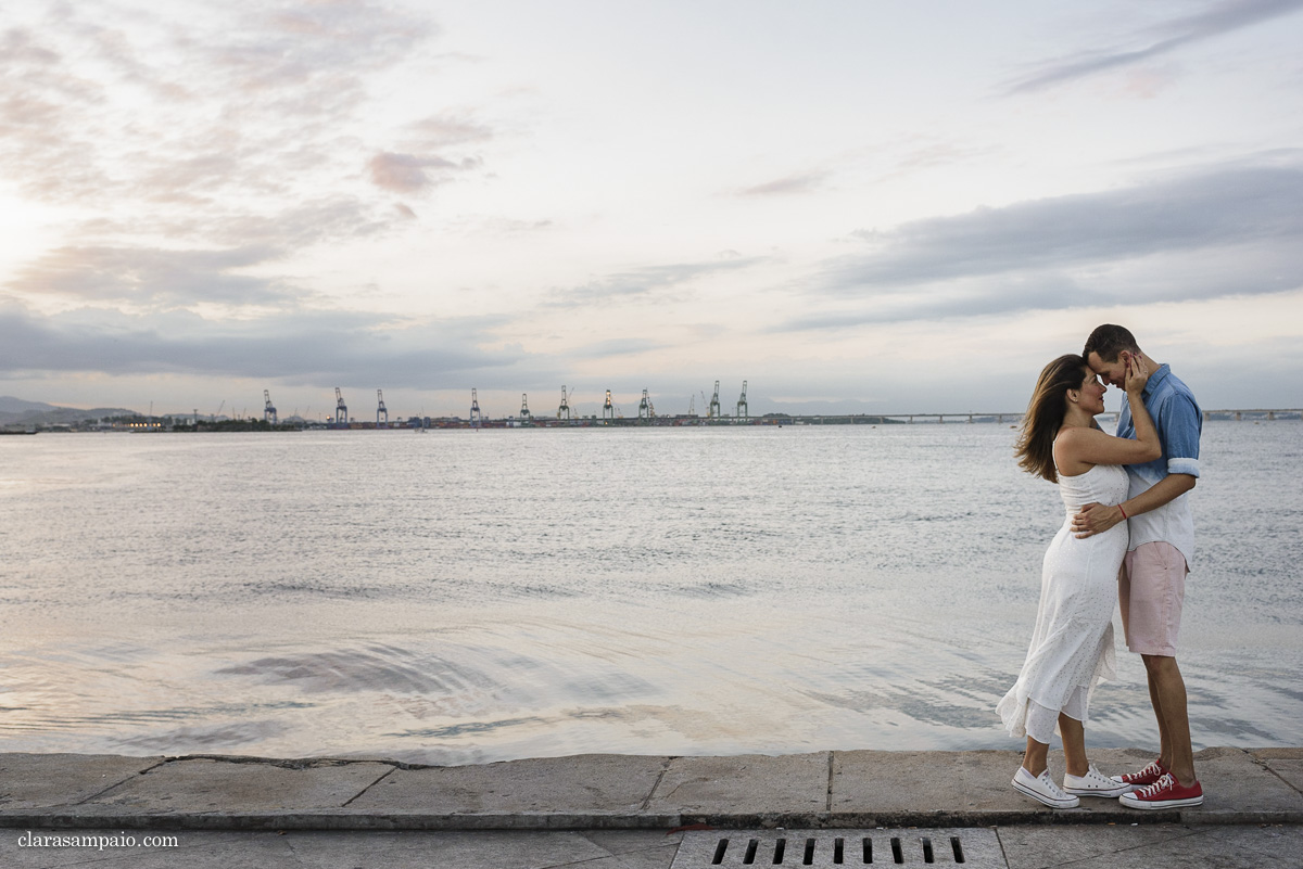 ensaio pré casamento, ensaio de casal, pré wedding, fotografo de família, fotógrafo de casamento, fotógrafo de casais, porto maravilha, clara sampaio fotografia