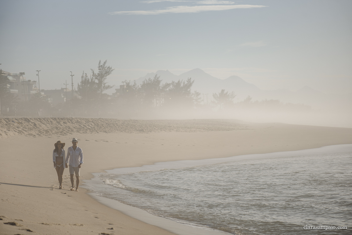 Ensaio de gestante na praia, ensaio de gestante rio de janeiro, ensaio de gestante ao ar livre, ensaio de gestante criativo, melhor fotógrafa de gestante, ensaio de gestante recreio, ensaio de gestante no pontal, ensaio de gestante prainha, Clara Sampaio Fotografia