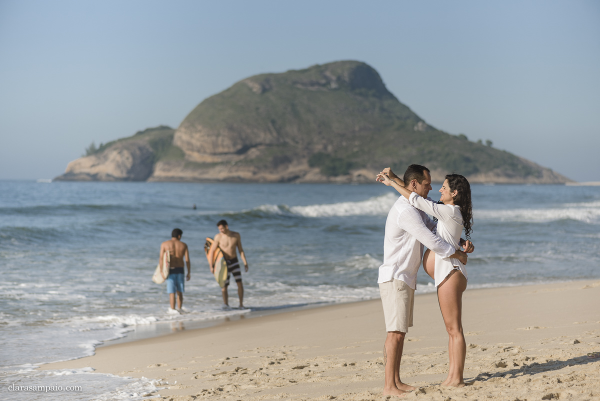 Ensaio de gestante na praia, ensaio de gestante rio de janeiro, ensaio de gestante ao ar livre, ensaio de gestante criativo, melhor fotógrafa de gestante, ensaio de gestante recreio, ensaio de gestante no pontal, ensaio de gestante prainha, Clara Sampaio Fotografia