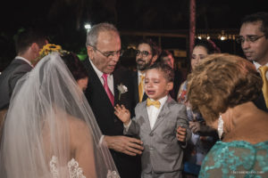 Estória de casamento, casamento criativo, noivas 2021, noivas 2022, casando em búzios, casamento no rio de janeiro, vestido de noiva, making of em niterói, clara Sampaio fotografia