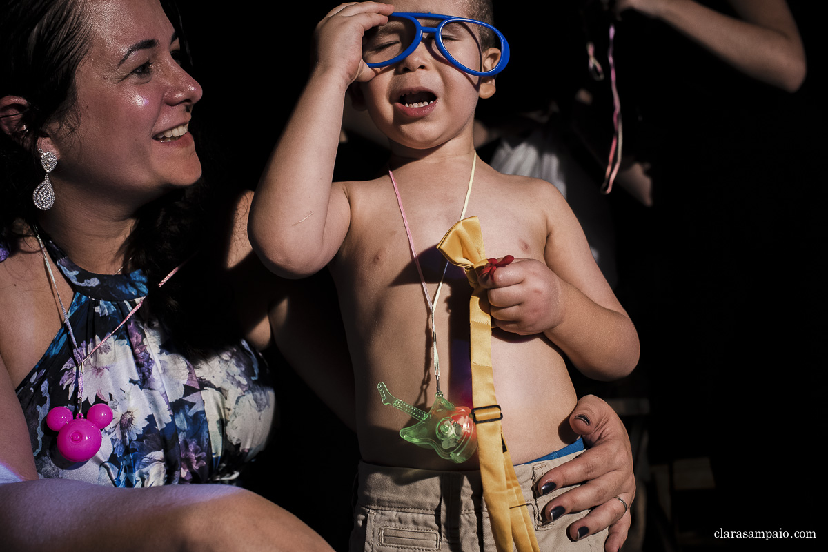 Estória de casamento, casamento criativo, noivas 2021, noivas 2022, casando em búzios, casamento no rio de janeiro, vestido de noiva, making of em niterói, clara Sampaio fotografia