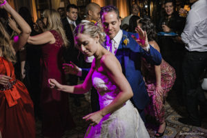 Casamento na confeitaria Colombo, melhor fotógrafo de casamento, casamento na igreja São José, casamento criativo, vestido de noiva, fotos na alerj, making of no hotel prodigy, noivas 2021, noivas 2022, clara Sampaio fotografia