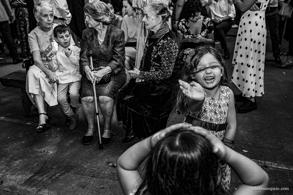 Casamento no fim de tarde, melhor fotógrafo de casamento, casamento na Casa da Polônia, casamento criativo, vestido de noiva, making of em casa, noivas 2021, noivas 2022, clara Sampaio fotografia, noivas 2023, casamento de dia, decoração para casamento de dia