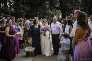 Casamento no fim de tarde, melhor fotógrafo de casamento, casamento na Casa da Polônia, casamento criativo, vestido de noiva, making of em casa, noivas 2021, noivas 2022, clara Sampaio fotografia, noivas 2023, casamento de dia, decoração para casamento de dia