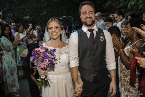 Casamento no fim de tarde, melhor fotógrafo de casamento, casamento na Casa da Polônia, casamento criativo, vestido de noiva, making of em casa, noivas 2021, noivas 2022, clara Sampaio fotografia, noivas 2023, casamento de dia, decoração para casamento de dia