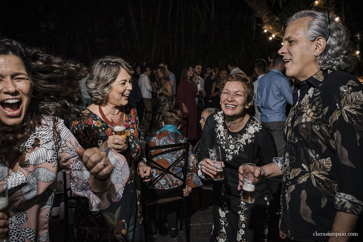 Casamento no fim de tarde, melhor fotógrafo de casamento, casamento na Casa da Polônia, casamento criativo, vestido de noiva, making of em casa, noivas 2021, noivas 2022, clara Sampaio fotografia, noivas 2023, casamento de dia, decoração para casamento de dia