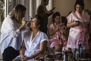 Casamento na Casa de Santa Teresa, casamento de dia, casamento criativo, noivas 2021, noivas 2022, casamento criativo, melhor fotógrafo de casamento rio de janeiro, vestido de noiva, decoração casamento de dia, clara Sampaio fotografia