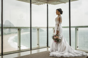 Casamento na Casa de Santa Teresa, casamento de dia, casamento criativo, noivas 2021, noivas 2022, casamento criativo, melhor fotógrafo de casamento rio de janeiro, vestido de noiva, decoração casamento de dia, clara Sampaio fotografia