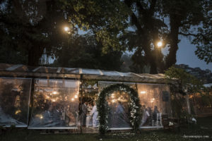 Casamento na Casa de Santa Teresa, casamento de dia, casamento criativo, noivas 2021, noivas 2022, casamento criativo, melhor fotógrafo de casamento rio de janeiro, vestido de noiva, decoração casamento de dia, clara Sampaio fotografia